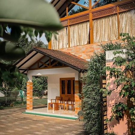 Vythiri Villas Wayanad ภายนอก รูปภาพ